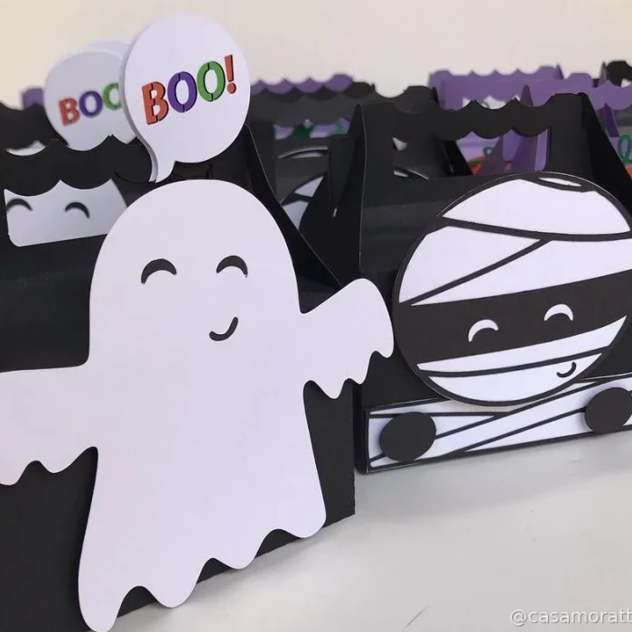Itens de kit festa personalizado para mesa